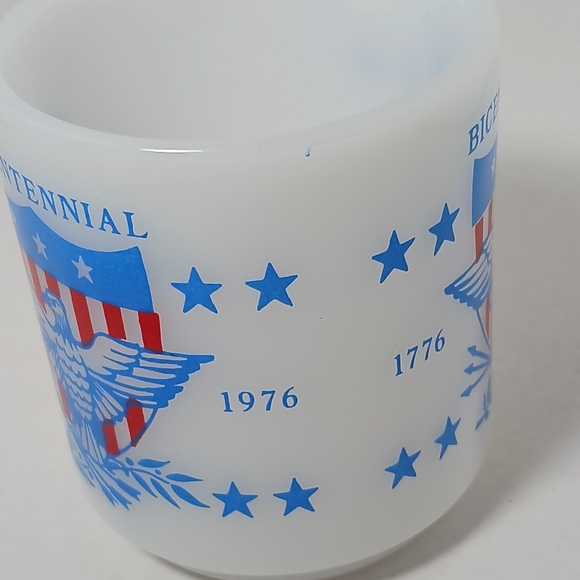 Vintage Milk Glass Bicentennial Coffee Mug USA 1776 1976 Glasbake America - Picture 7 of 7